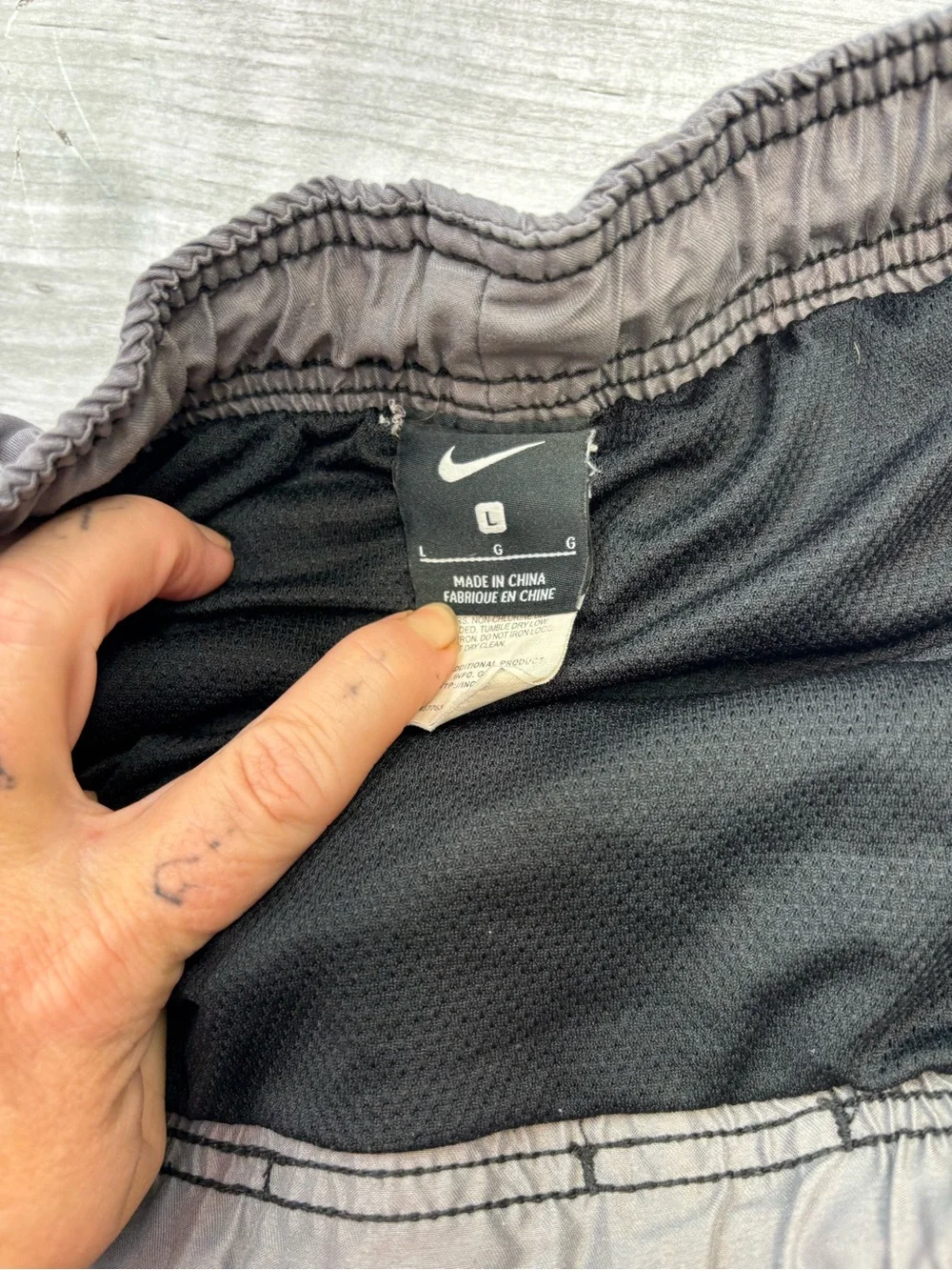 Nike Men’s y2k Black Swim Trunks with Teal Accents Size Large